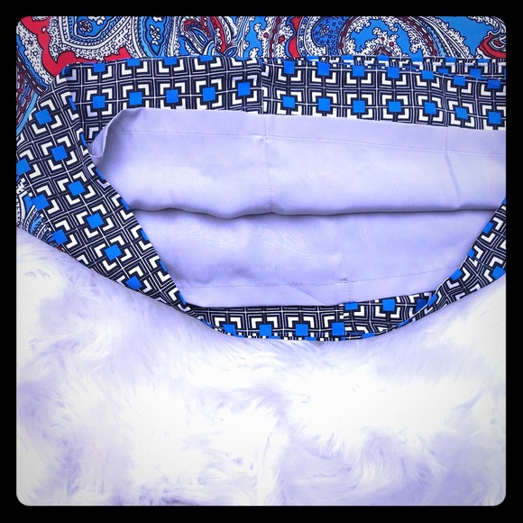 ♥️NWT Gorgeous size 2 faux wrap skirt - Picture 2 of 3